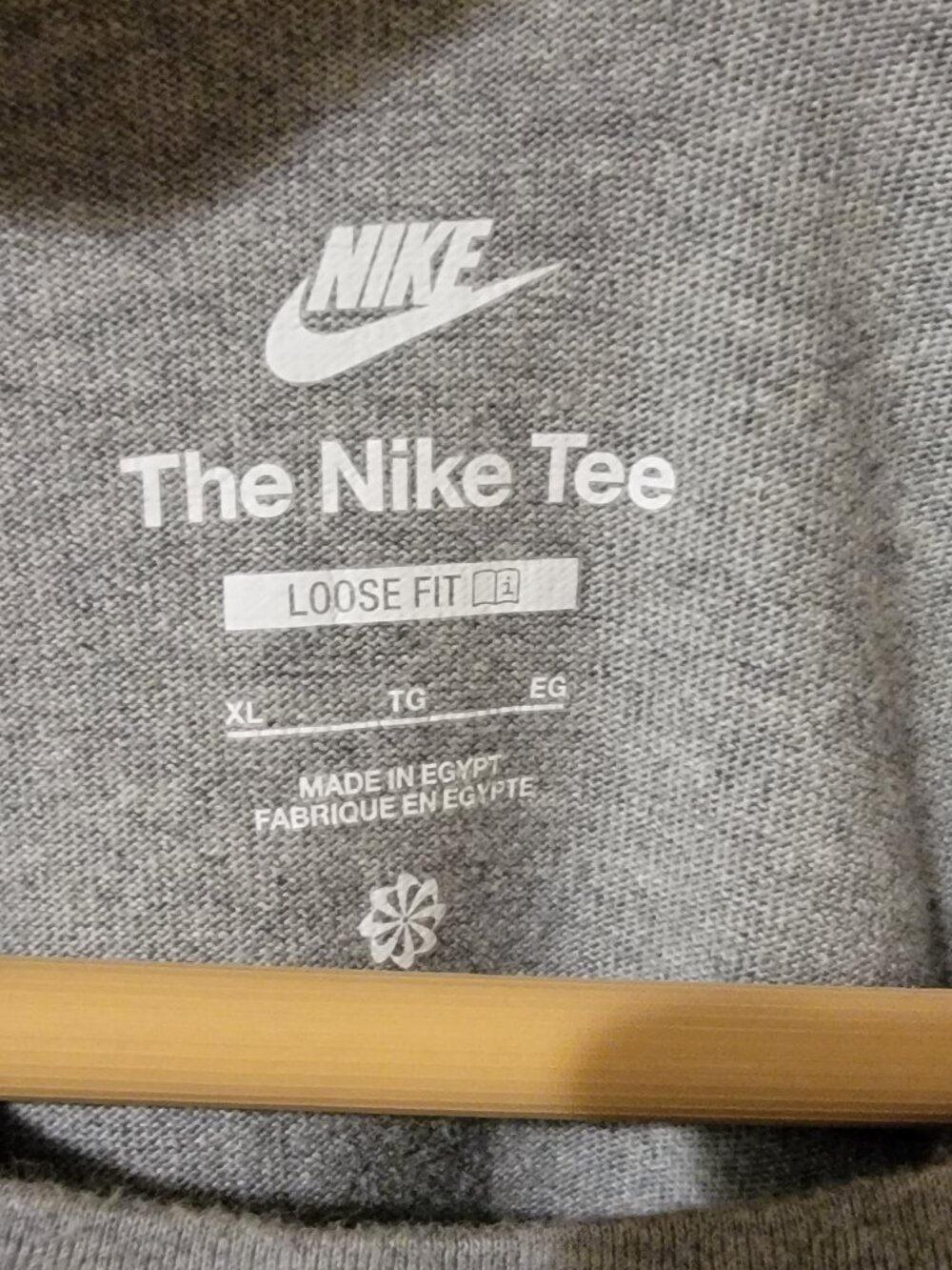 Nike - Loose Fit Long-Sleeve Sweatshirt - XL - Picture 3 of 5